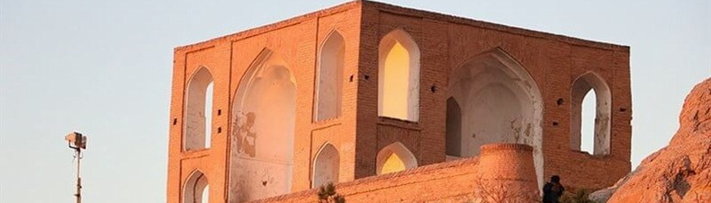 Takht-e Dargah-e Qoli Beig of Kerman